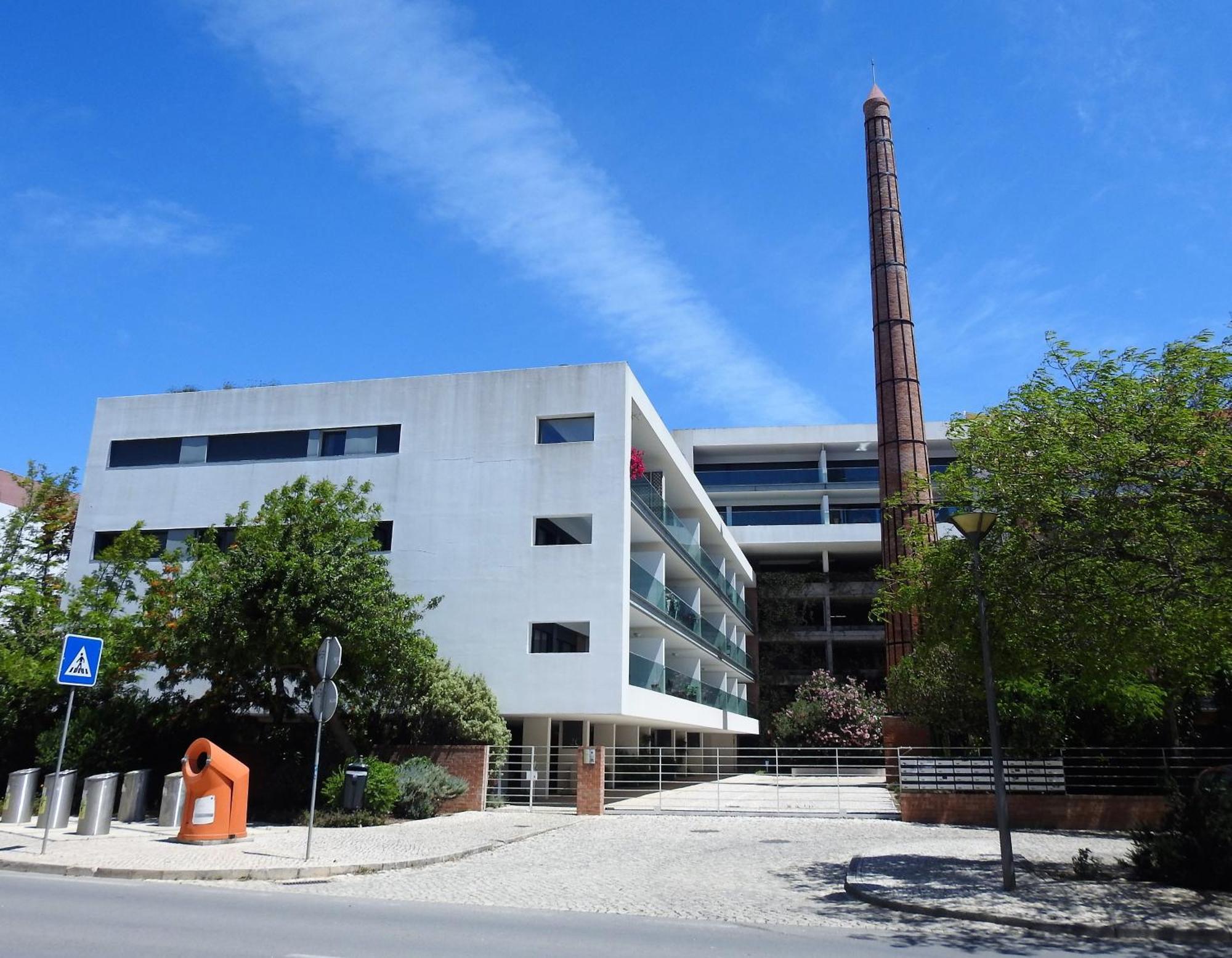Lagos Factory Green Εξωτερικό φωτογραφία